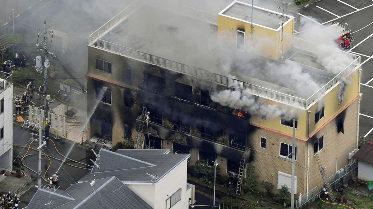Homem admite que provocou incêndio fatal em estúdio da Kyoto Animation em 2019 | Mundo